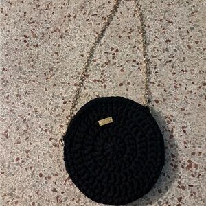 Vie Rosa handmade round crochet crossbody black